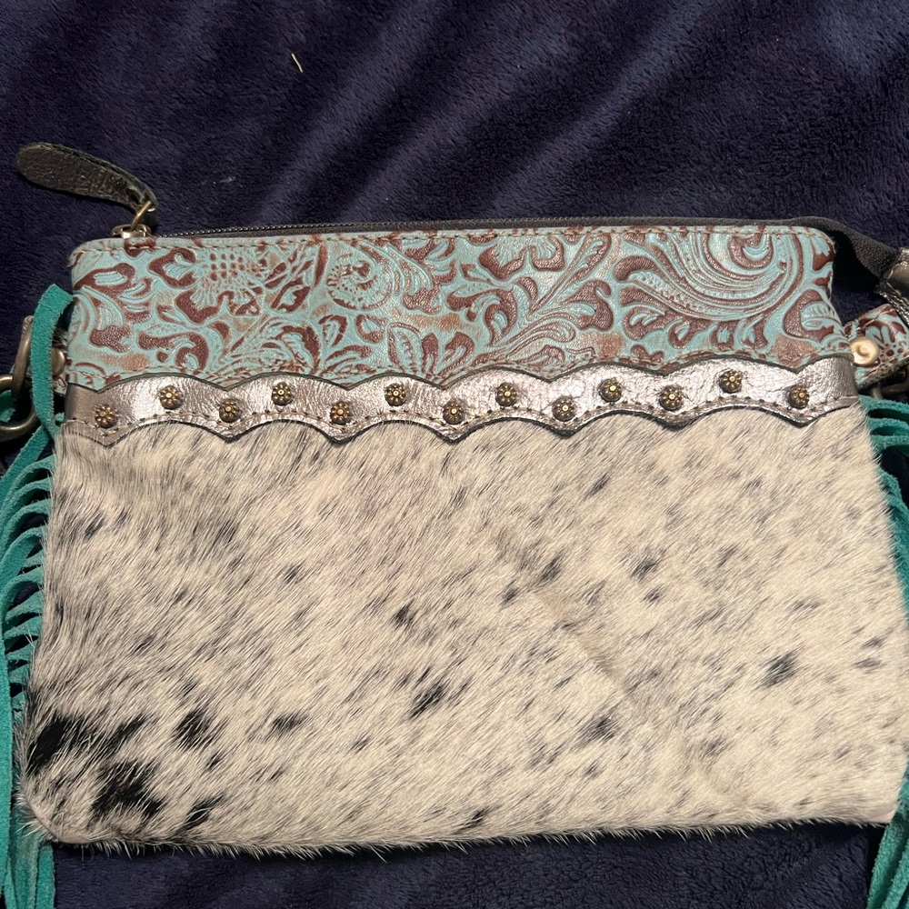 Myra Bag Crossbody